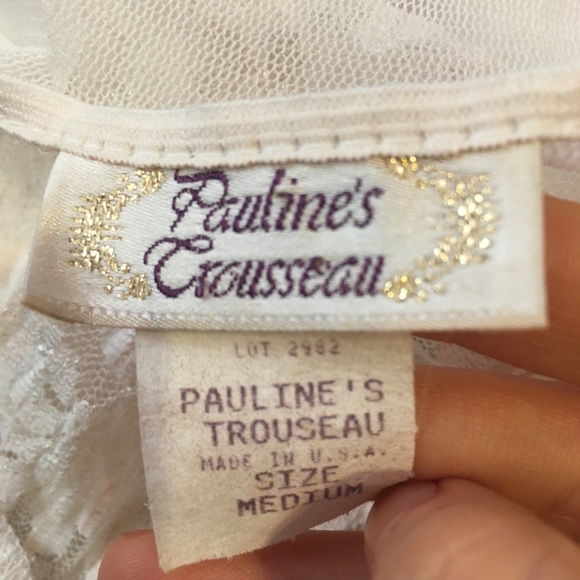 Pauline's Trousea White Polyester
Night Gown Size Medium/ Large Circa 1980s - Picture 2 of 8